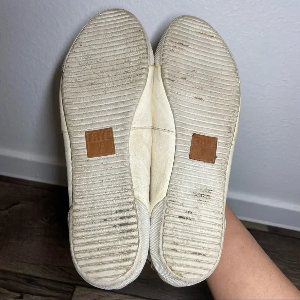 Frye Melanie Slip On Flats 100% Leather Italian Burnished Vintage Cream 9